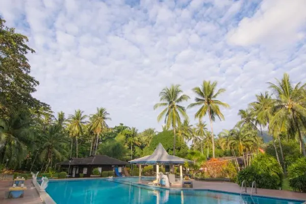 Kolam Resor